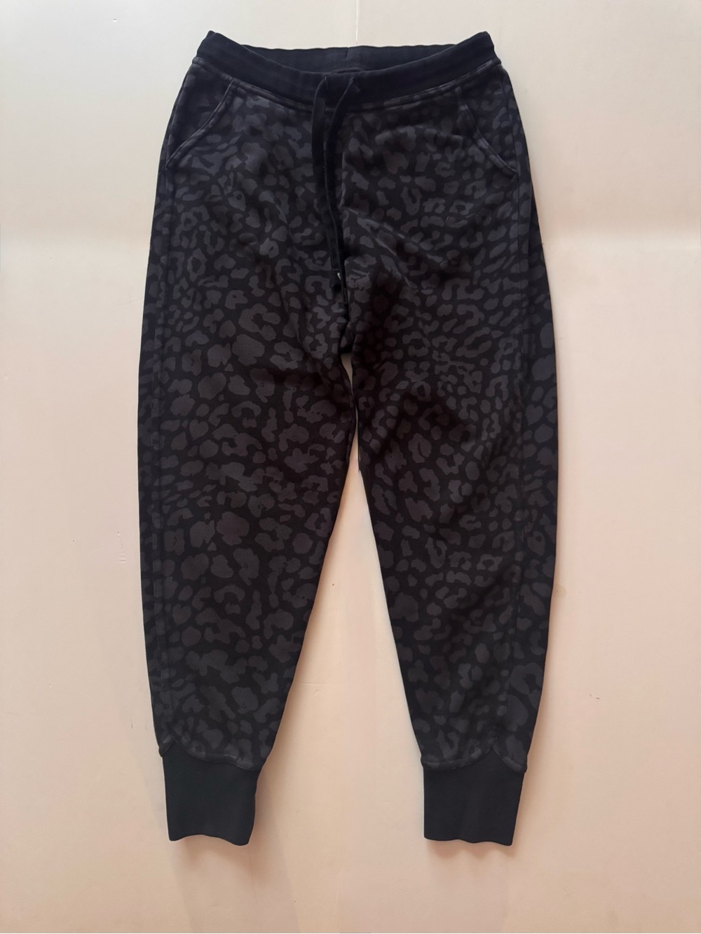 Nike Black Leopard-Print Jogger Pants Size XS in EUC